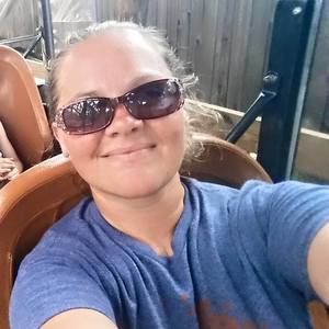 Meet your Posher, Dottie