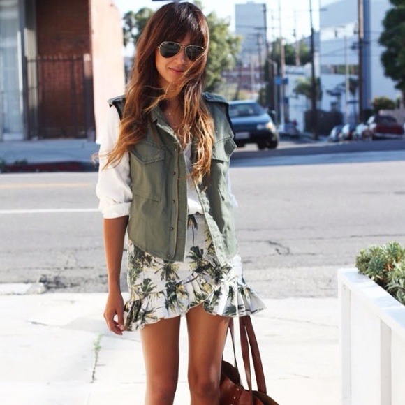 H&M palm print skirt as seen on Sincerely Jules