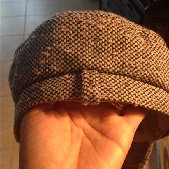 Hat - Picture 3 of 3