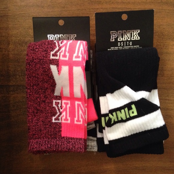 PINK Victoria's Secret Other - 👀 BNWT 4 PAIR KNEE SOX