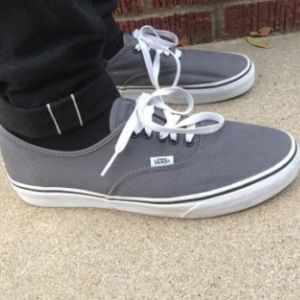 Vans authentic/ in excellent condition