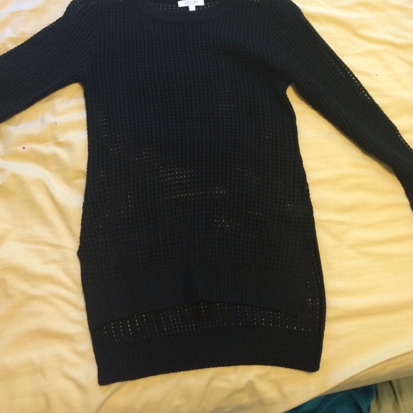 Black delias sweater