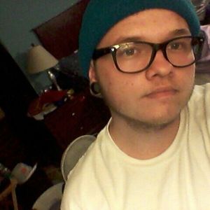 Meet your Posher, Everett