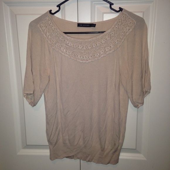 Super cute Sweater with Crotchet detail