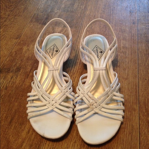 Sandals - Picture 4 of 4