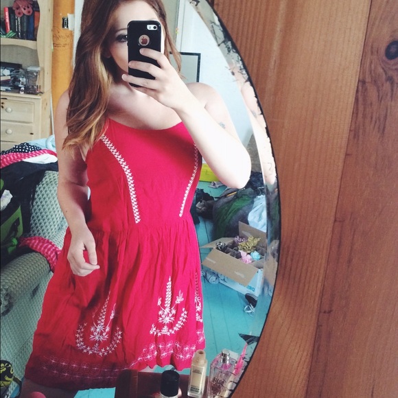 Rue21 Dresses & Skirts - FLASH SALE 🎀Red Boho Dress🎀