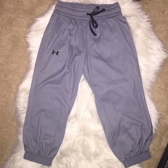 〰 Under Armour Grey Sweats 〰