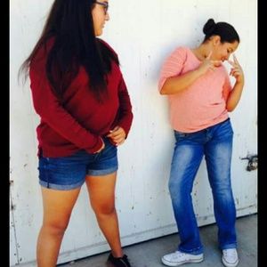 Meet your Posher, Alanis