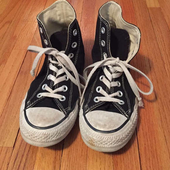Black converse high tops sneakers unisex!