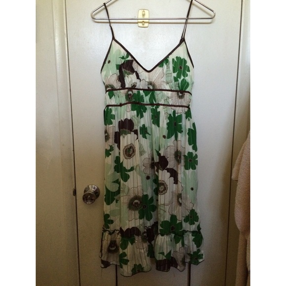 Floral dress 🌸