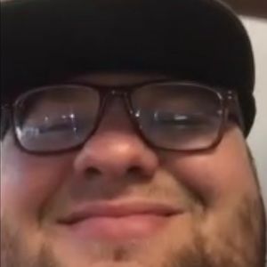 Meet your Posher, Enisa