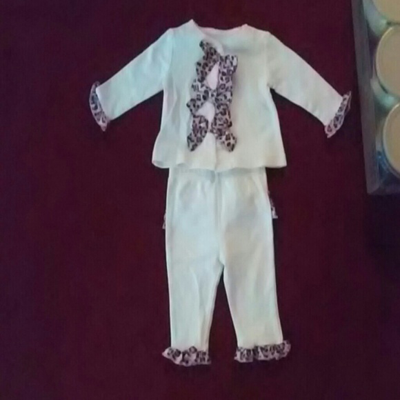 Two piece baby girl outfit