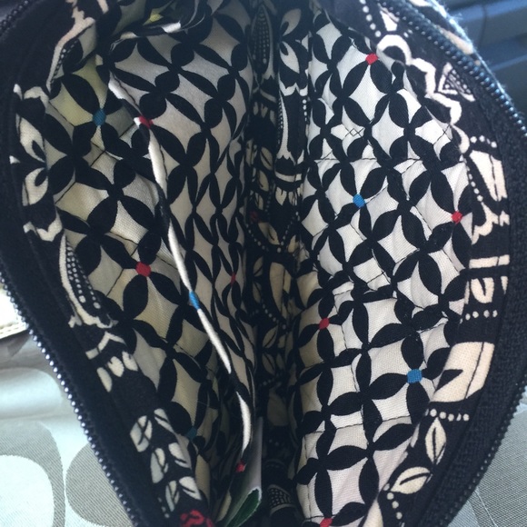 Sold locally. - Picture 4 of 4