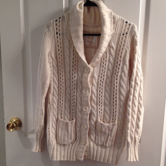 Off white, warm,SWEATER!