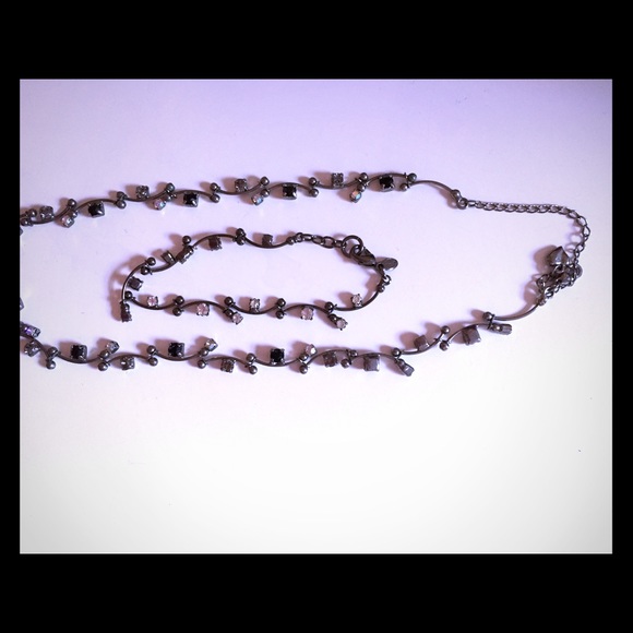 Monet vintage necklace and bracelet set