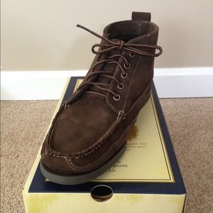 BASS Brand Men's chukka boots