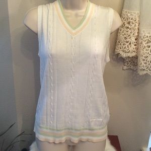 Burberry white sweater vest sleeveless M