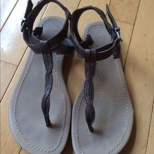 UGG Australia "Aubray" Leather Sandal