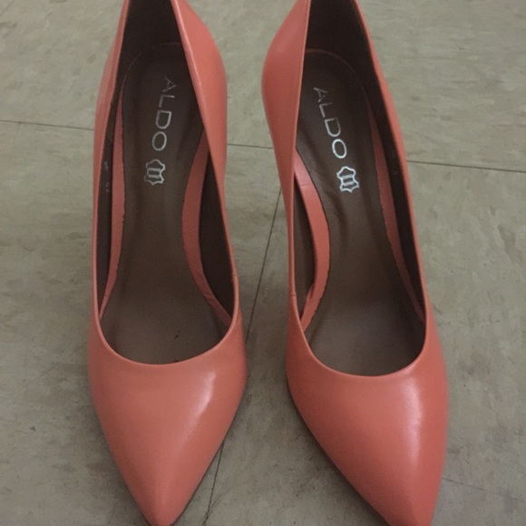 Aldo's neon orange pumps
