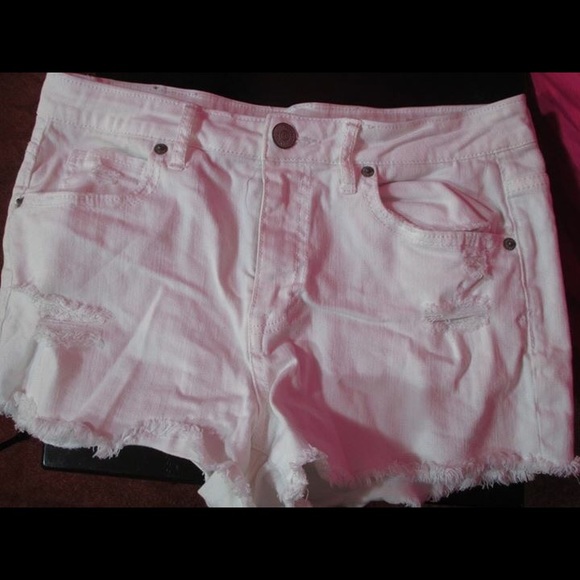 White Aeropastle Shorts