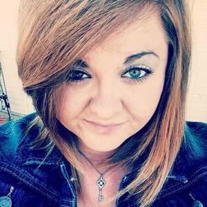 Meet your Posher, Kenzie