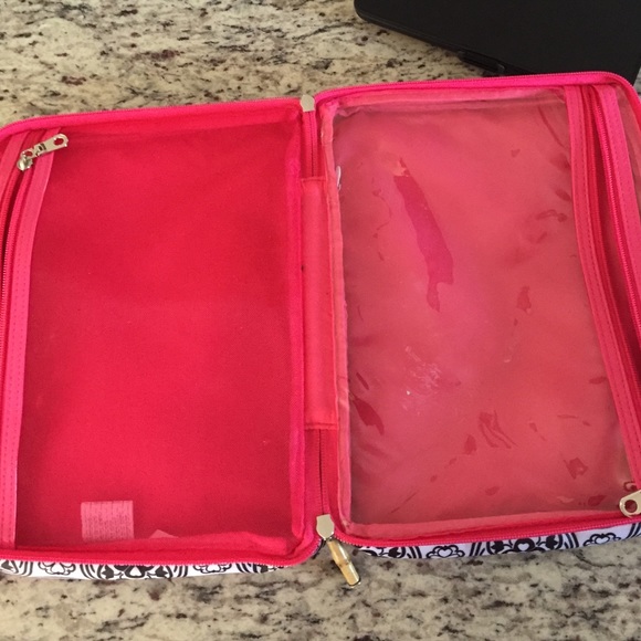 Modella make up case with bamboo zipper. - Picture 4 of 4