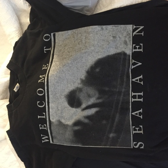 merch - Picture 3 of 3