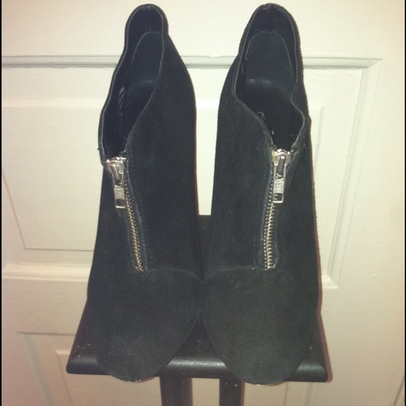 Black suede front zip booties. - Picture 2 of 4