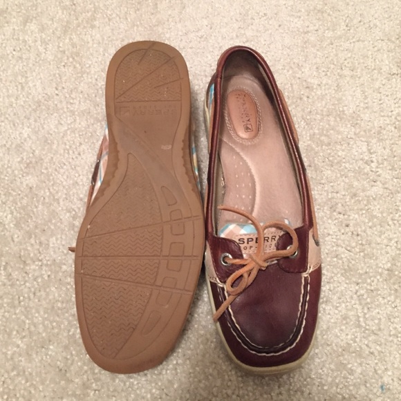 Sperry Top Sider - Picture 2 of 2