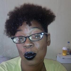 Meet your Posher, Regina