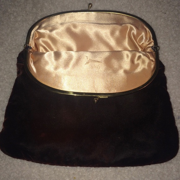 Vintage Velvet Clutch - Picture 3 of 4