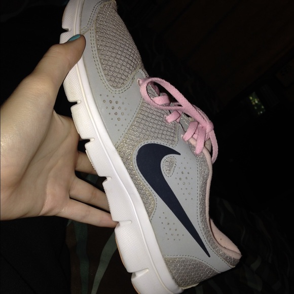 Nike Shoes - • Nike shoes •