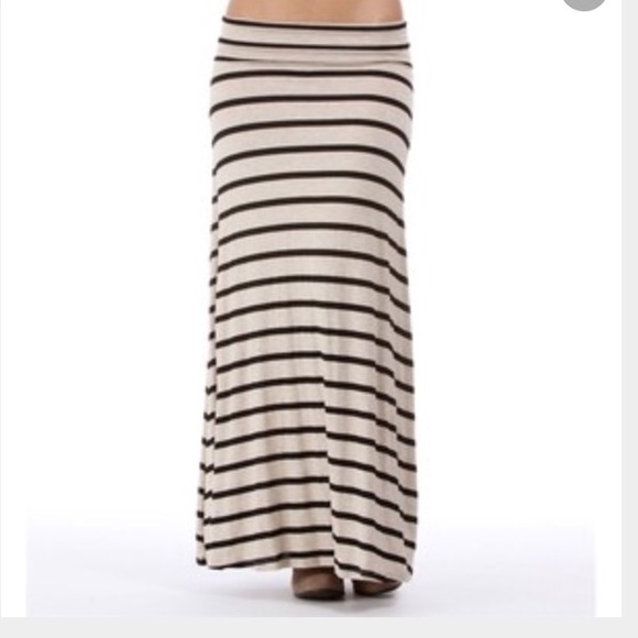 Striped long skirt