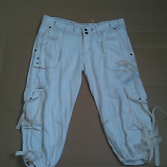 Miss me beige capri dragon sz L makeoffer