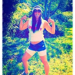 Meet your Posher, Kendra