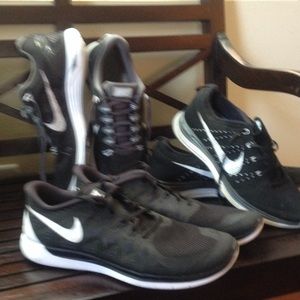 Nike running shoes , 3 pair!