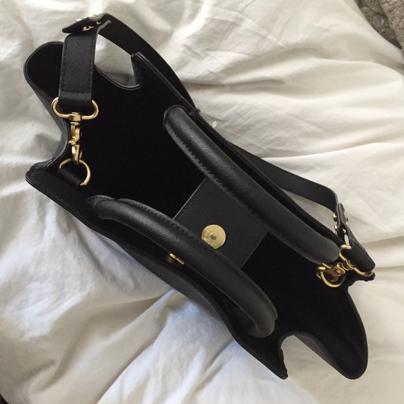 *SOLD* Zac by Zac Posen Eartha Satchel - Picture 3 of 4