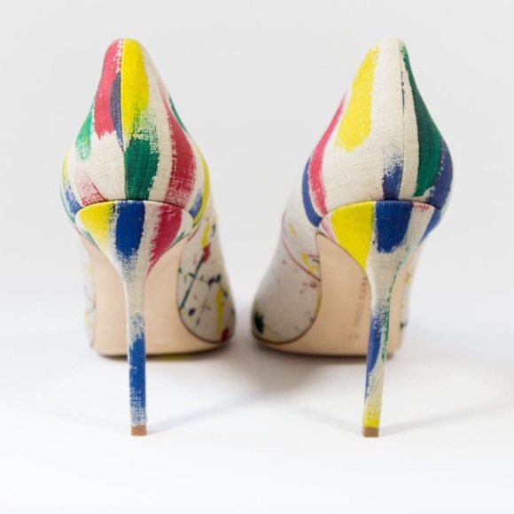 SOLD 🎉2xHP🎉Manolo Blahnik Splatter Paint Pumps - Picture 2 of 3