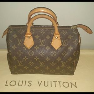 🚫SOLD Authentic Louis Vuitton Speedy 25