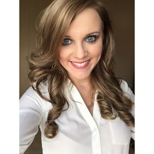 Meet your Posher, Leigh