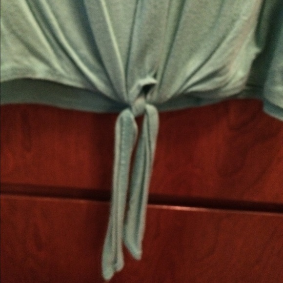 Crop top - Picture 4 of 4