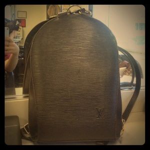 Authentic vintage!! Louis Vuitton backpack