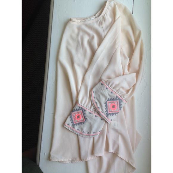 Blue Bird Tops - FLASH SALE! ⚡️ Cream Blouse with Aztec Detail