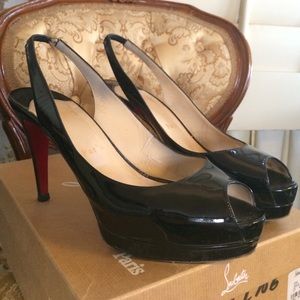 Authentic CHRISTIAN LOUBOUTIN Cathay Patent Heels