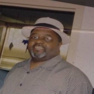 Meet your Posher, Ernesto