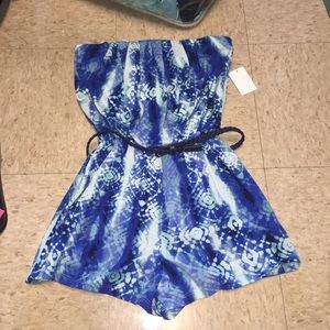Blue romper with belt never worn NWT