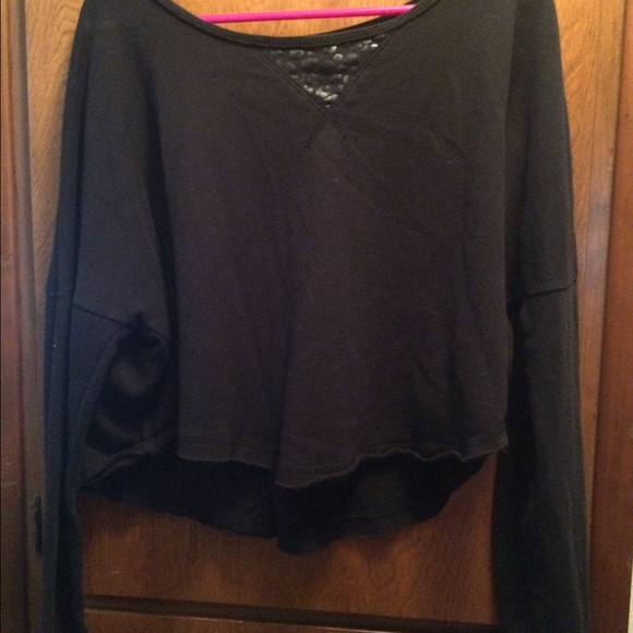 Black crop top