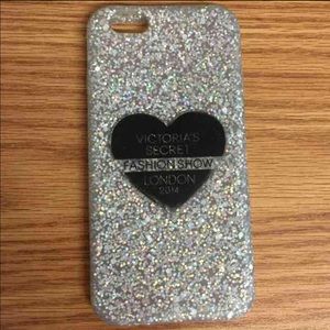 Victoria's Secret fashion show case