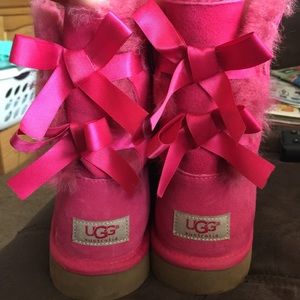 Hot Pink Short Bailey Bow UGGS