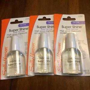 Clear nail coat